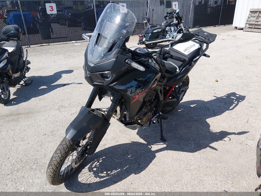 2025 HONDA CRF1000 auction photo 2