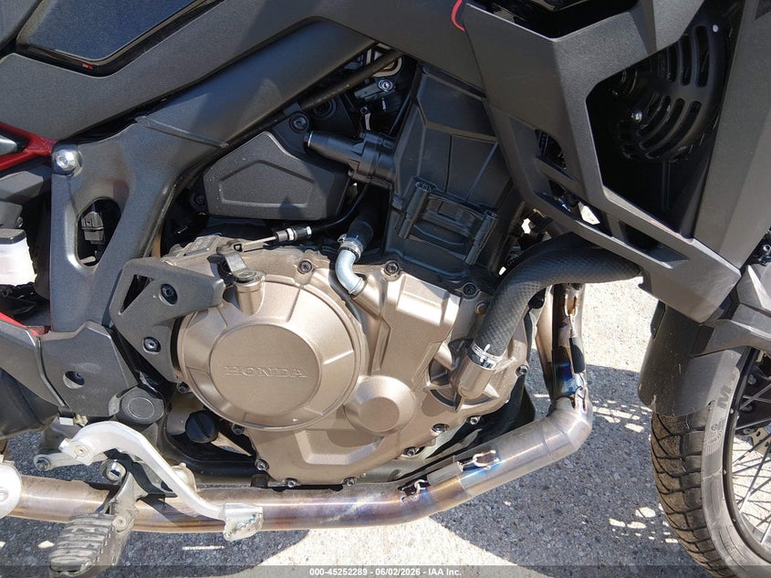 2025 HONDA CRF1000 auction photo 8