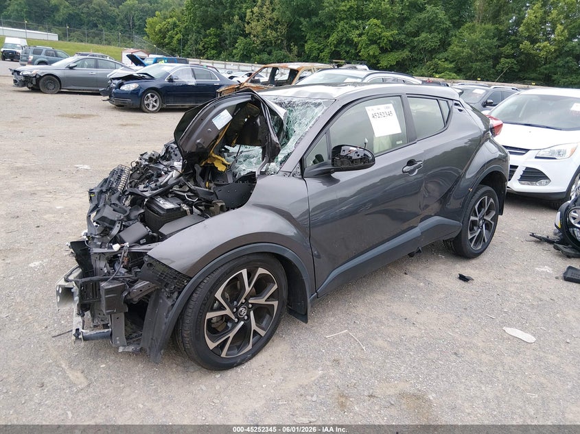2018 TOYOTA C-HR auction photo 2