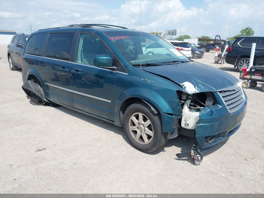 2009 Chrysler Town & Country Touring
