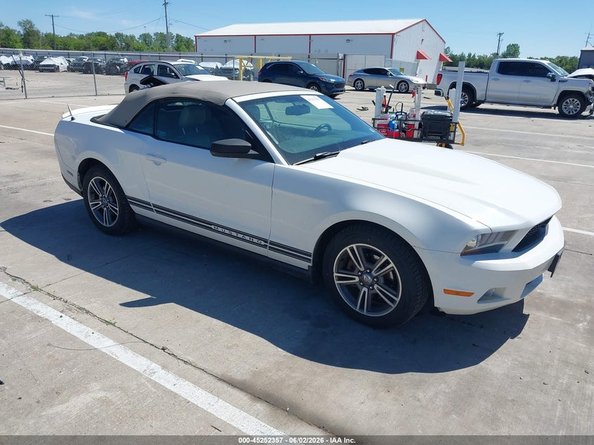 Vin: 1zvbp8en5a5166846, lot: 45750160, ford mustang v6/v6 premium 2010 img_1