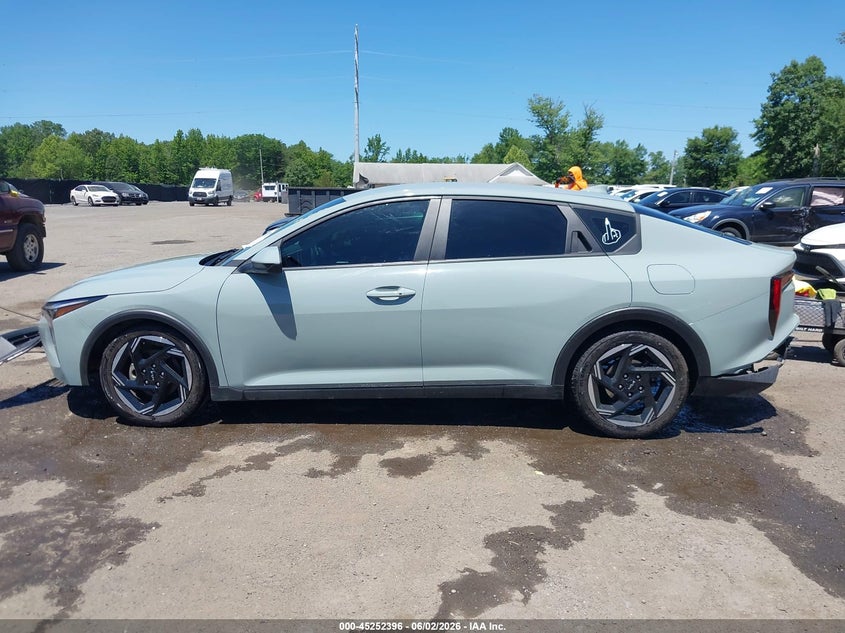 2025 Kia K4 Ex VIN: 3KPFU4DE9SE004182 Lot: 45252396