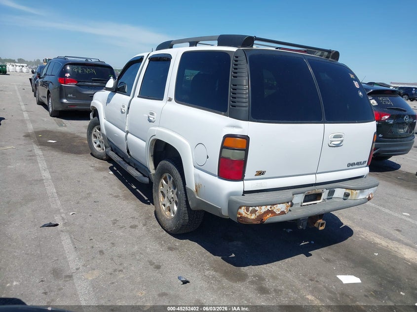 2004 CHEVROLET TAHOE auction photo 3