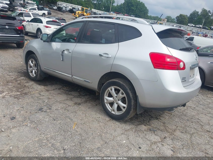 2011 NISSAN ROGUE auction photo 3