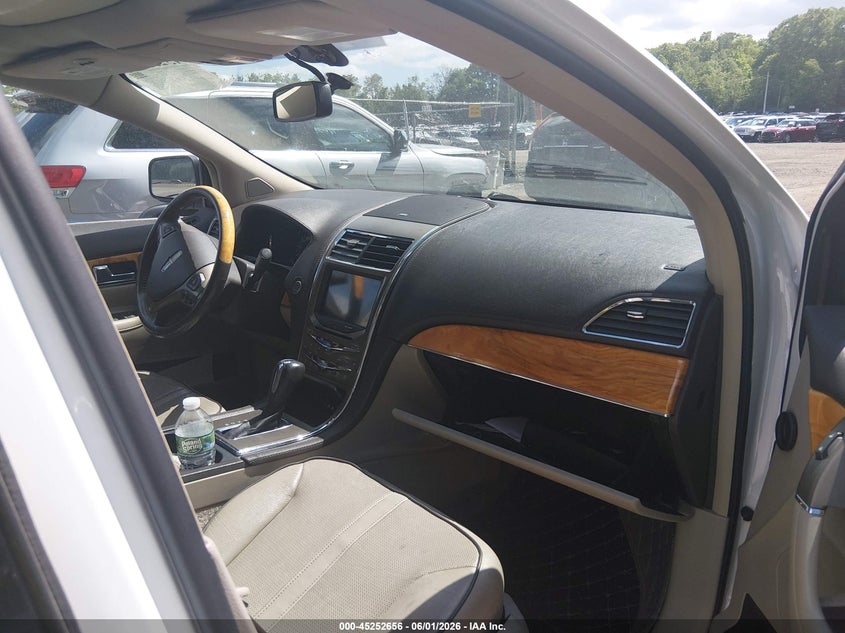 2011 LINCOLN MKX auction photo 5