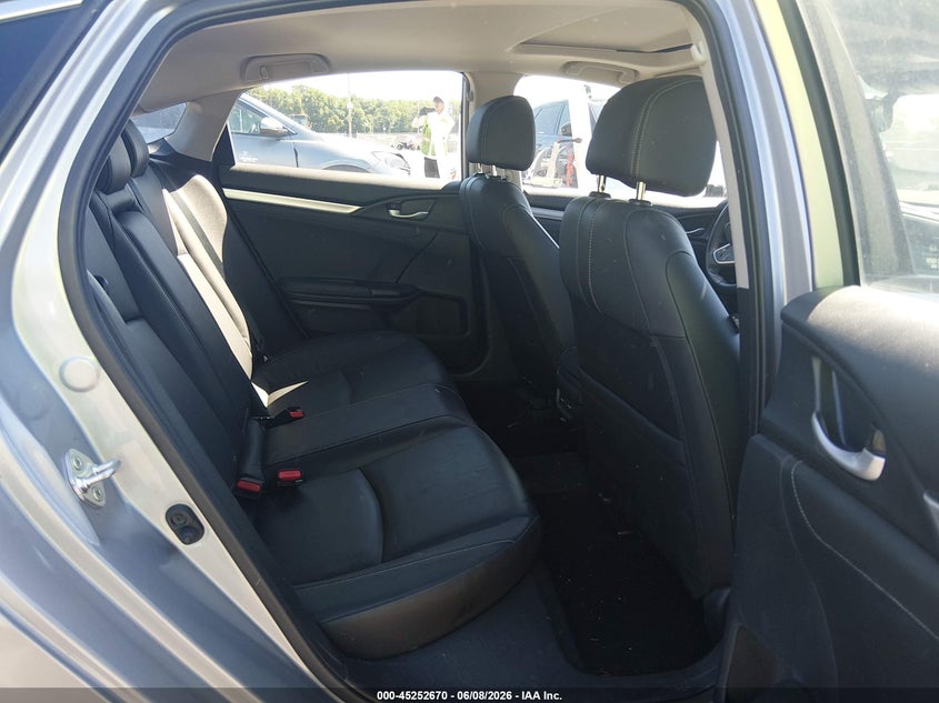 2018 HONDA CIVIC auction photo 8