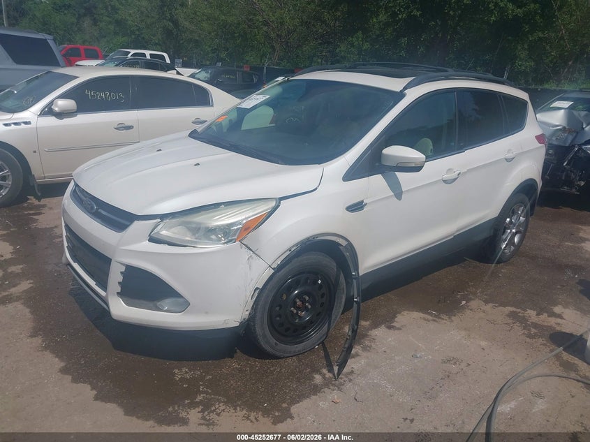 Vin: 1fmcu0hx5duc85081, lot: 45750480, ford escape sel 20132