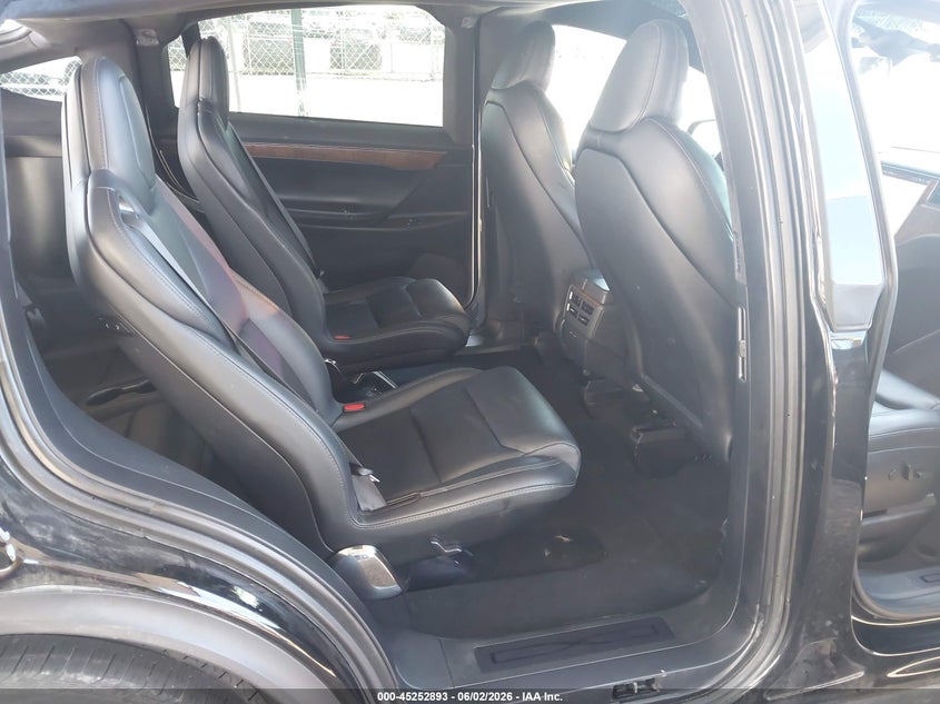 2020 Tesla Model X Long Range Dual Motor All-Wheel Drive/Long Range Plus Dual Motor All-Wheel Drive VIN: 5YJXCBE2XLF263811 Lot: 45252893