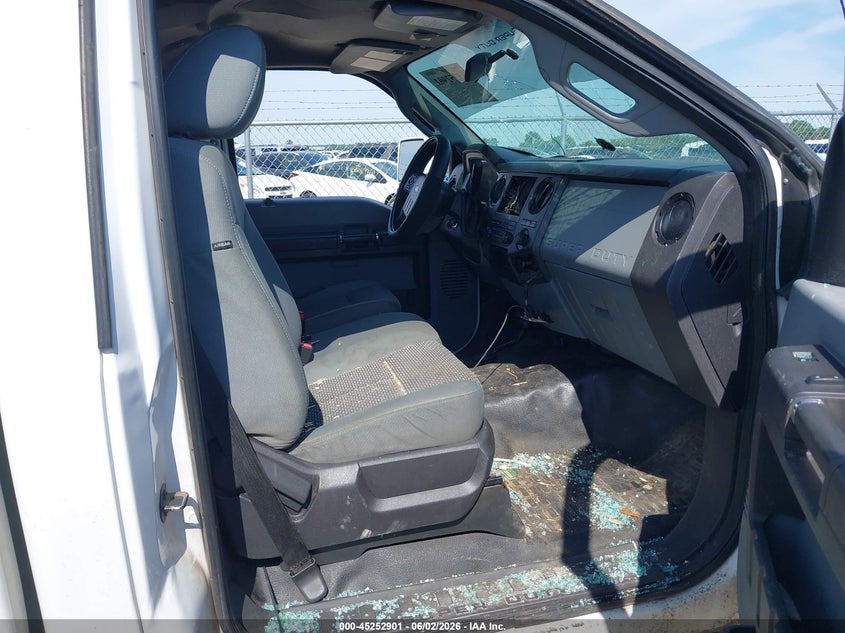 2015 FORD F-250 auction photo 5