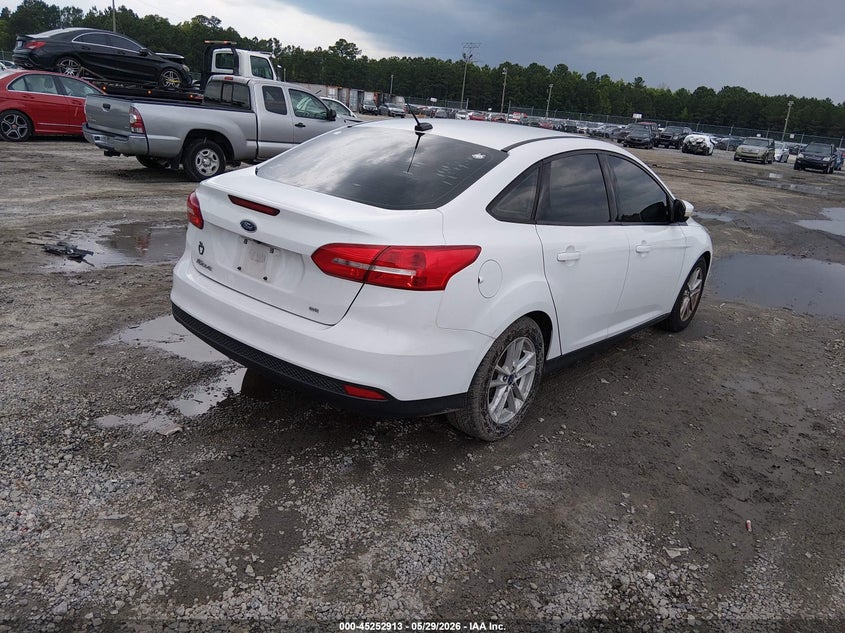 Vin: 1fadp3f21hl322119, lot: 45750716, ford focus se 20174