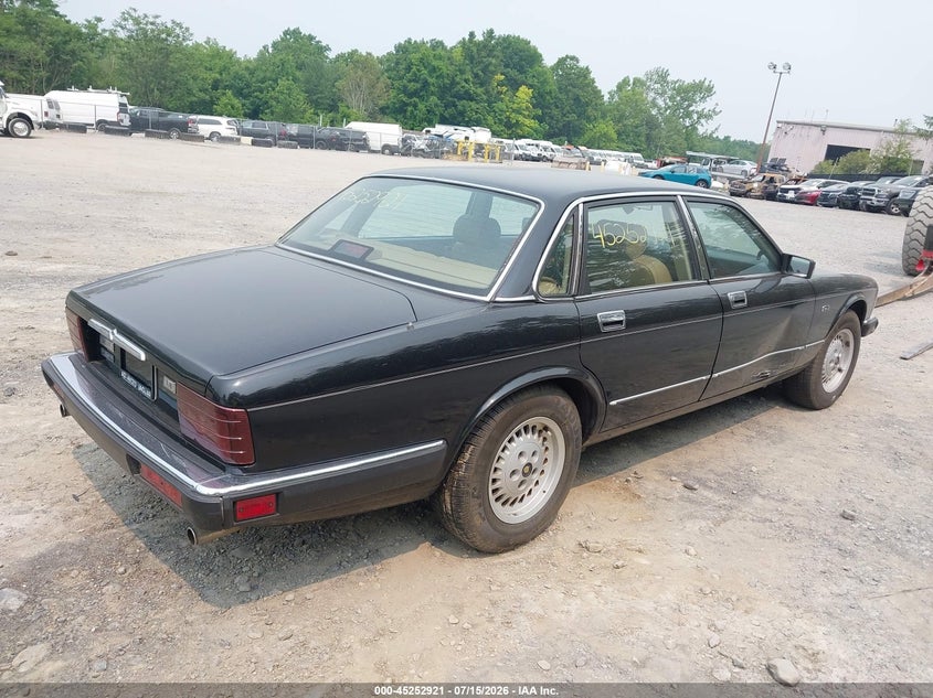 1990 JAGUAR XJ6 auction photo 4
