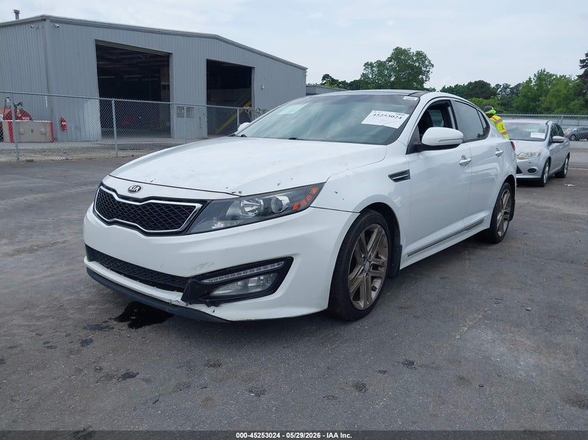 5XXGR4A68DG092803 2013 KIA OPTIMA SX photo 1