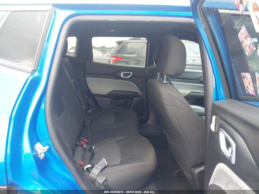 2023 JEEP COMPASS auction photo 8