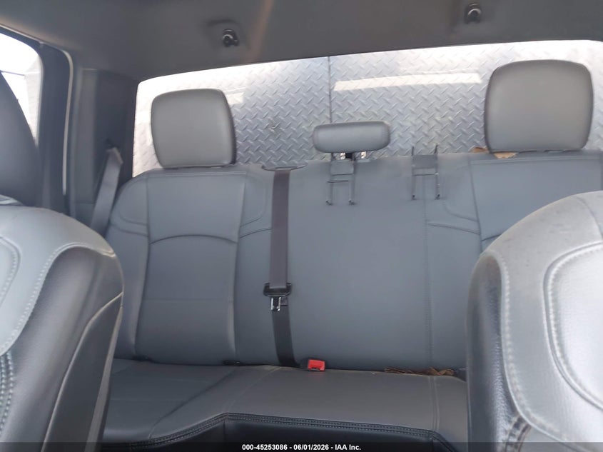 2023 RAM 3500 CHASSIS auction photo 6
