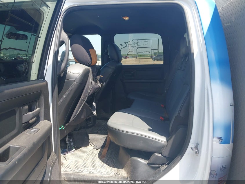 2023 RAM 3500 CHASSIS auction photo 7