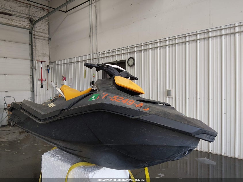 2018 SEADOO SPARK auction photo 1