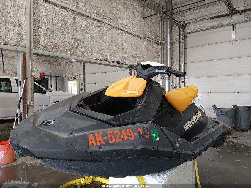 2018 SEADOO SPARK auction photo 2