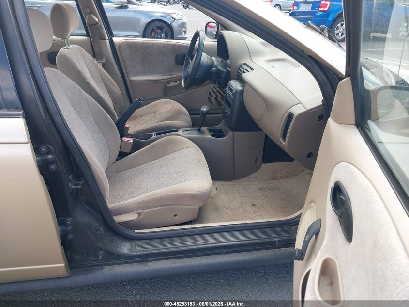 1999 SATURN SL2 auction photo 5