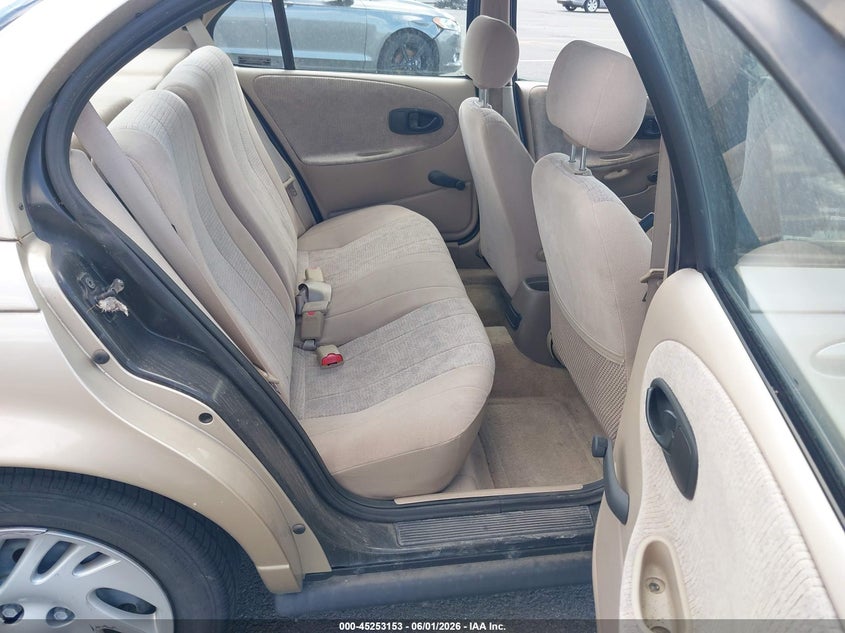 1999 SATURN SL2 auction photo 8