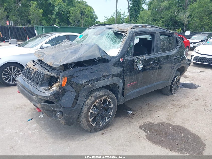 Vin: zacnjdc11ppp15059, lot: 45750964, jeep renegade trailhawk 4x4 20232