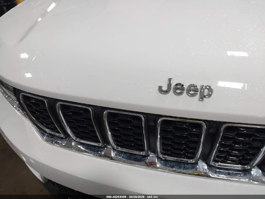 AtlanticExpress - Jeep Grand Cherokee