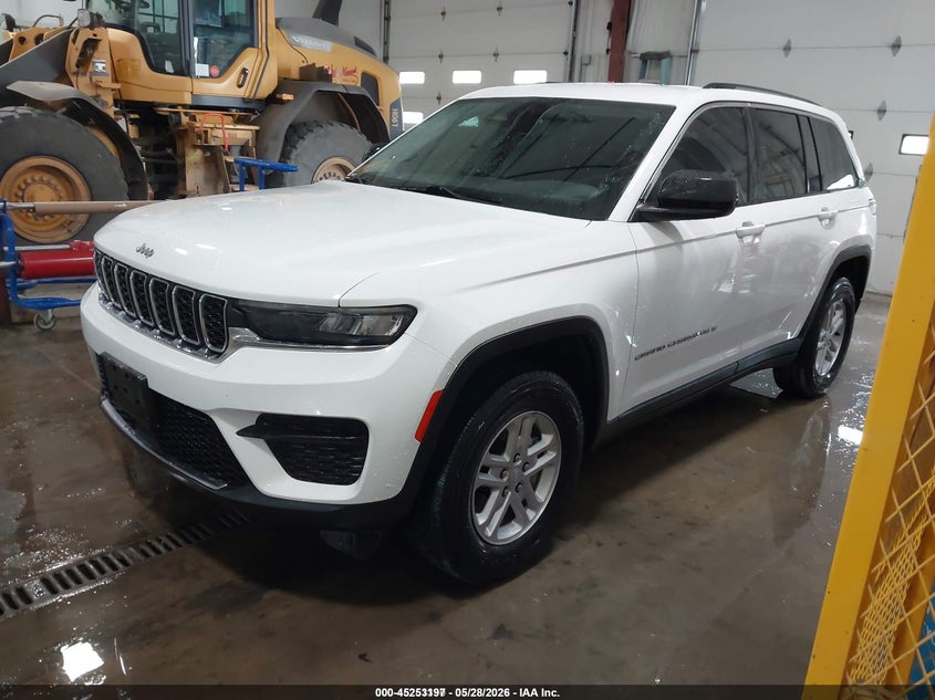 2023 Jeep Grand Cherokee Laredo 4x4 1C4RJHAG5PC606773 photo 1