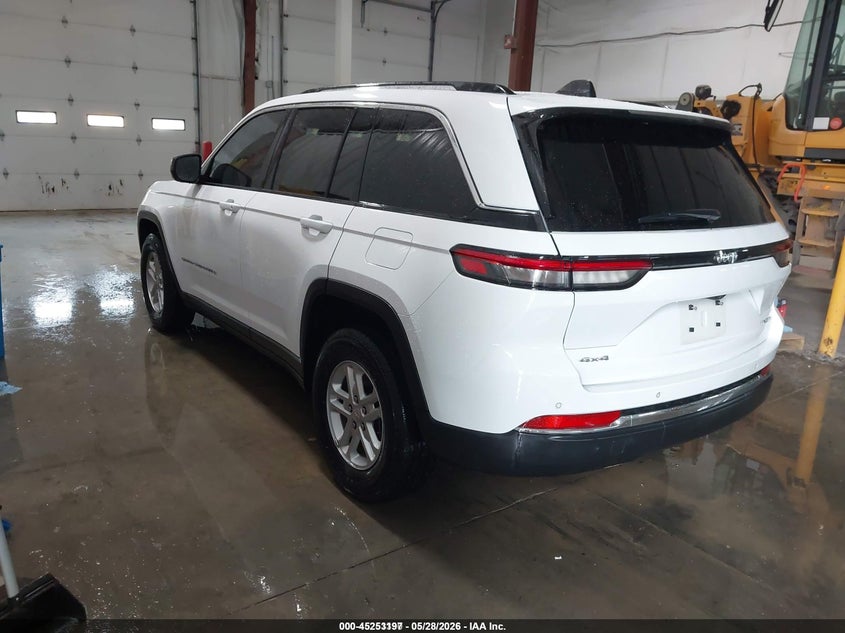 AtlanticExpress - Jeep Grand Cherokee