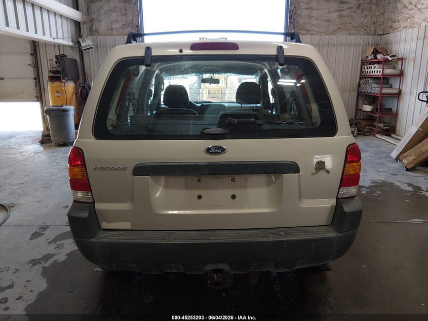 2004 Ford Escape Xls VIN: 1FMCU92194KB25337 Lot: 45253203