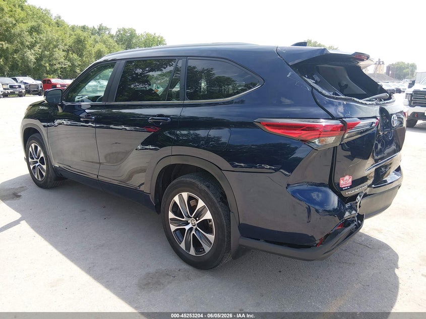 2023 TOYOTA HIGHLANDER auction photo 3