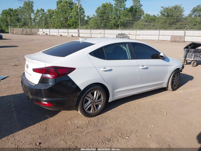 2020 HYUNDAI ELANTRA auction photo 4