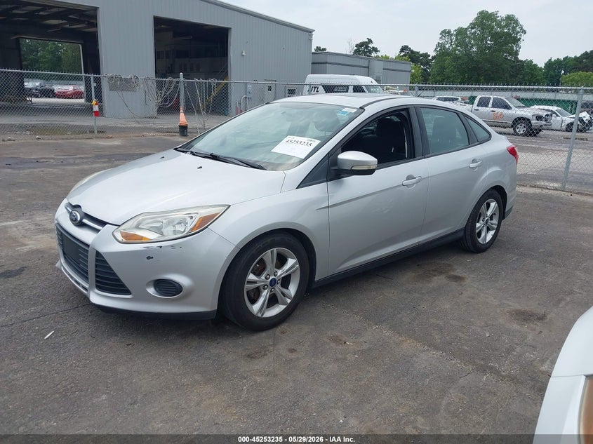 2014 Ford Focus Se 1FADP3F20EL301371 photo 1