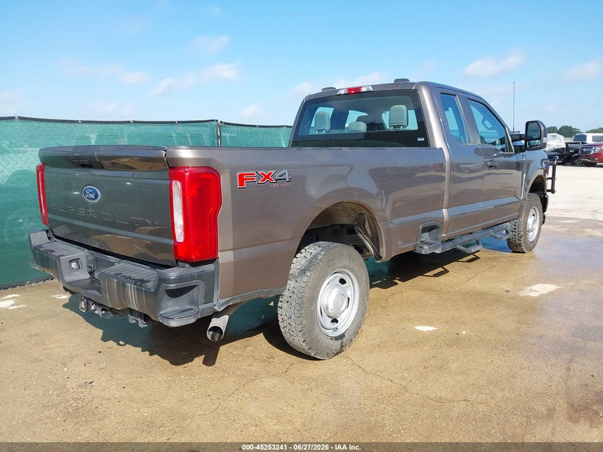 2023 FORD F250 TRUCK 6.8L V-8 VVT, 405HP
