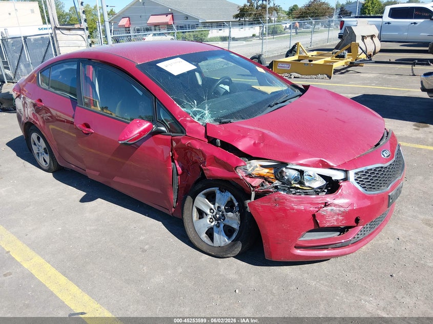 Vin: knafx4a61f5332330, lot: 45751408, kia forte lx 20151