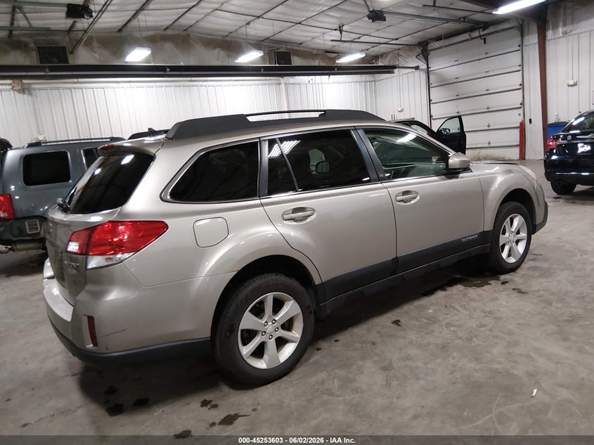 Vin: 4s4brbcc1e3258450, lot: 45751412, subaru outback 2.5i premium 20144