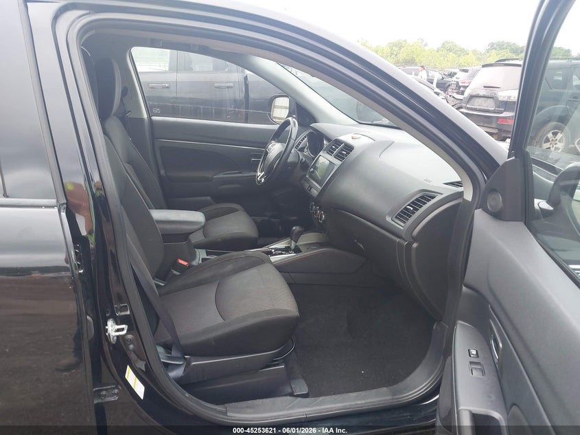2019 MITSUBISHI OUTLANDER SPORT auction photo 5