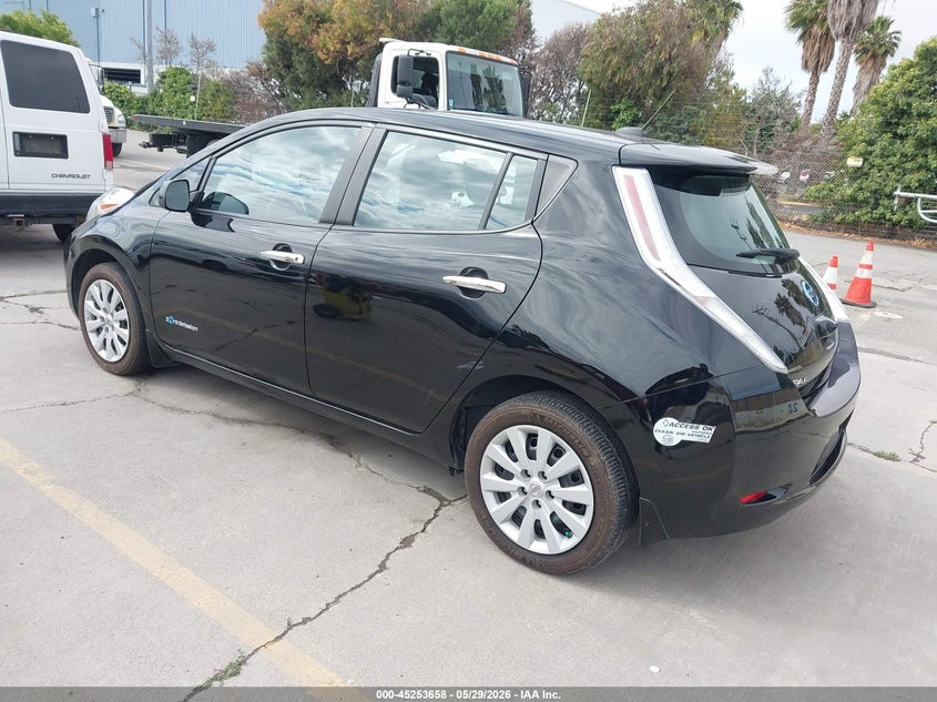 Vin: 1n4bz0cp8hc304295, lot: 45751467, nissan leaf s 20173