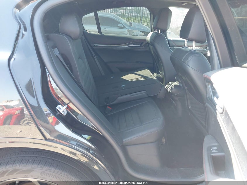 2023 Alfa Romeo Stelvio Estrema Awd VIN: ZASPAKBN9P7D55127 Lot: 45253661