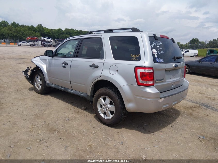 Vin: 1fmcu9dgxakd04855, lot: 45751471, ford escape xlt 20103