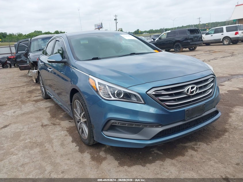 Vin: 5npe34ab9fh087073, lot: 45751483, hyundai sonata sport 2.0t 2015 img_1