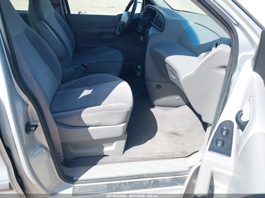 2002 FORD WINDSTAR auction photo 5