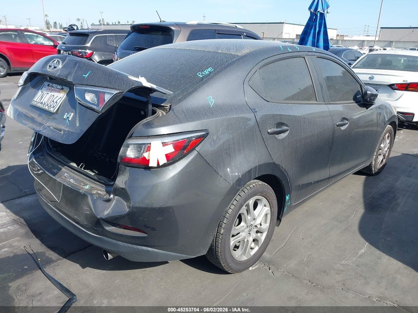 Vin: 3mydlbzv6gy106005, lot: 45751513, scion ia 20164