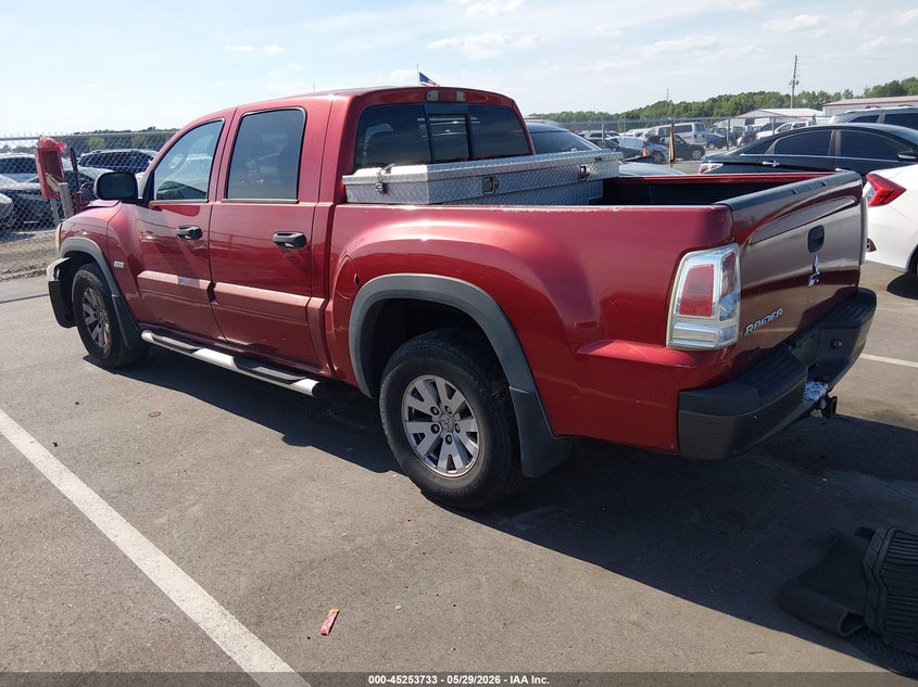 2006 MITSUBISHI RAIDER auction photo 3