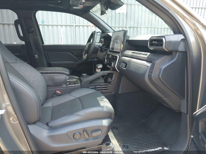 2024 TOYOTA TACOMA auction photo 5