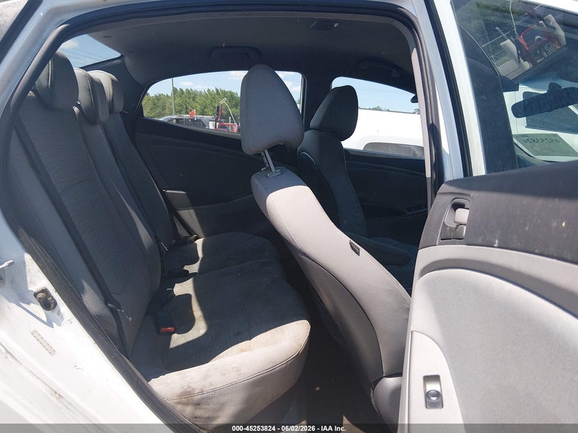 2015 Hyundai Accent Gls VIN: KMHCT4AE2FU896613 Lot: 45253824