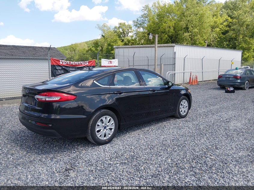 Vin: 3fa6p0g77kr274006, lot: 45751656, ford fusion s 20194