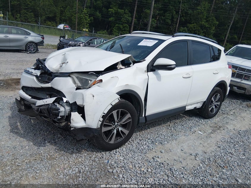 2017 Toyota Rav4 Xle JTMWFREV5HJ720692 photo 1