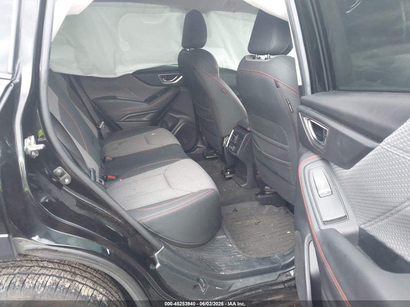 2019 SUBARU FORESTER auction photo 8