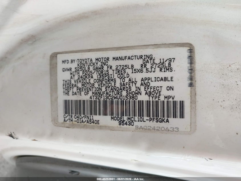 1998 Toyota Sienna Le VIN: 4T3ZF13C2WU015380 Lot: 45253951