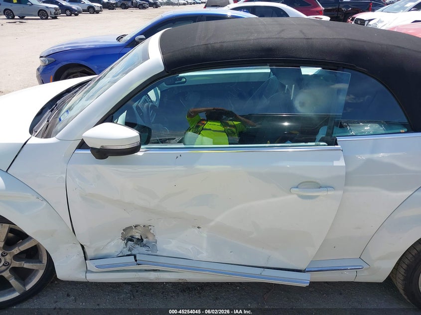 2016 Volkswagen Beetle 1.8T Sel VIN: 3VW507AT8GM805496 Lot: 45254045