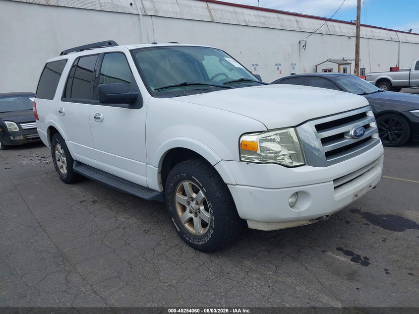 2011 Ford Expedition 5.4 Xlt white Lot 111045254060 Vin 1FMJU1J56BEF55352